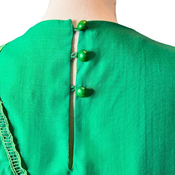 # A058  Nancy New York  Puff Sleeve Tiered Mini Dress  Green   Small  NWT - Picture 4 of 9